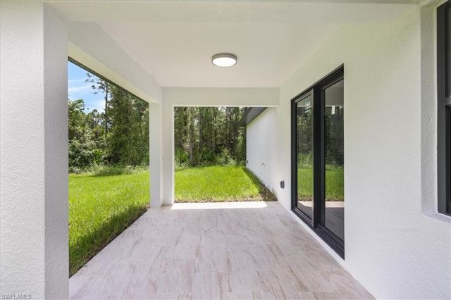 575 Beach AVE S, Lehigh Acres, FL 33974