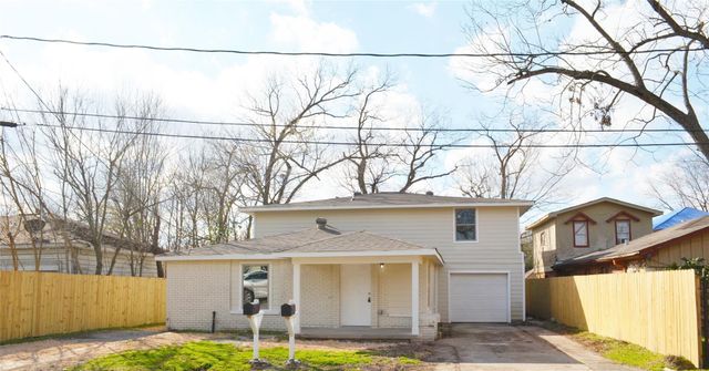 3007 Grovey Street B, Houston, TX 77026