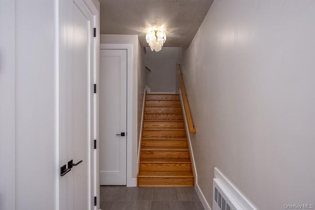 15 Old Nyack Turnpike 201, Monsey, NY 10952