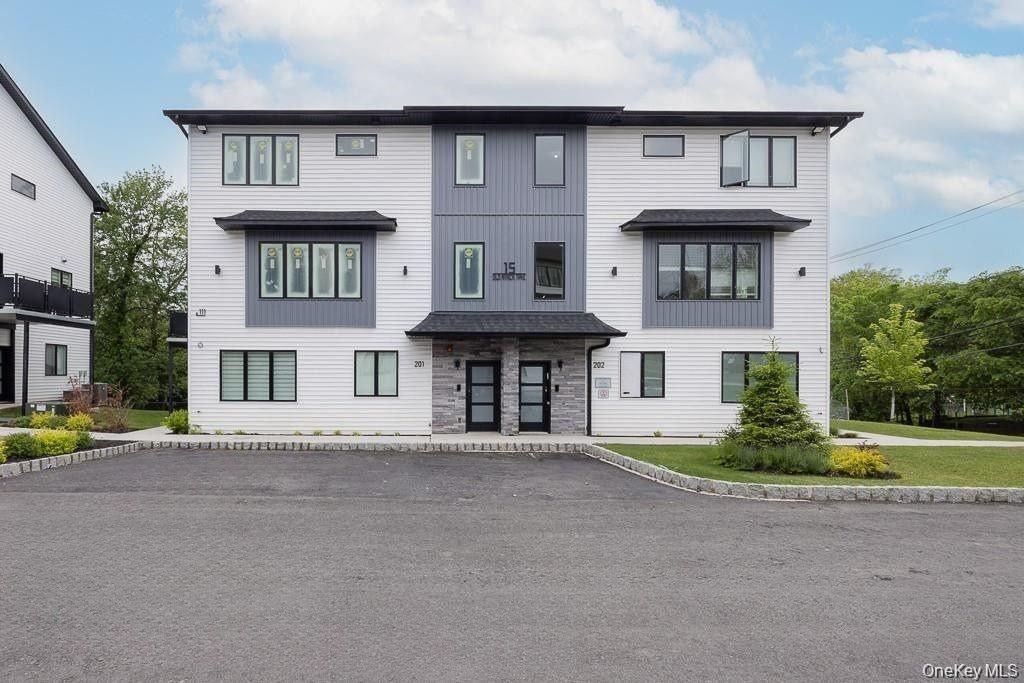 15 Old Nyack Turnpike 201, Monsey, NY 10952
