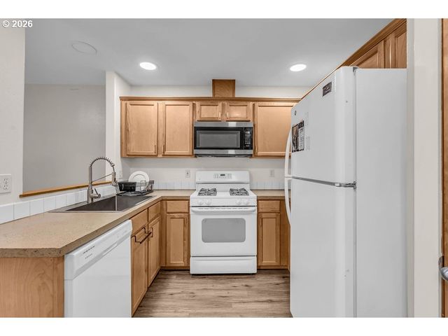 15469 Sw BYGONES Ct, Beaverton, OR 97007