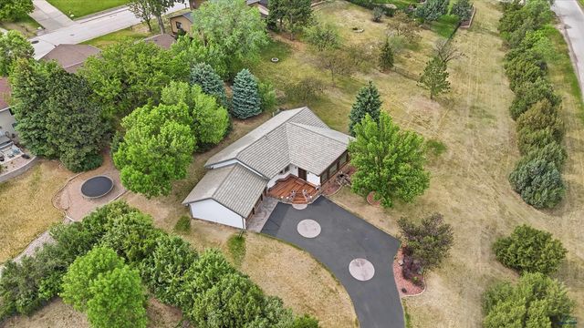 1621 NICKEL ST, Rapid City, SD 57702