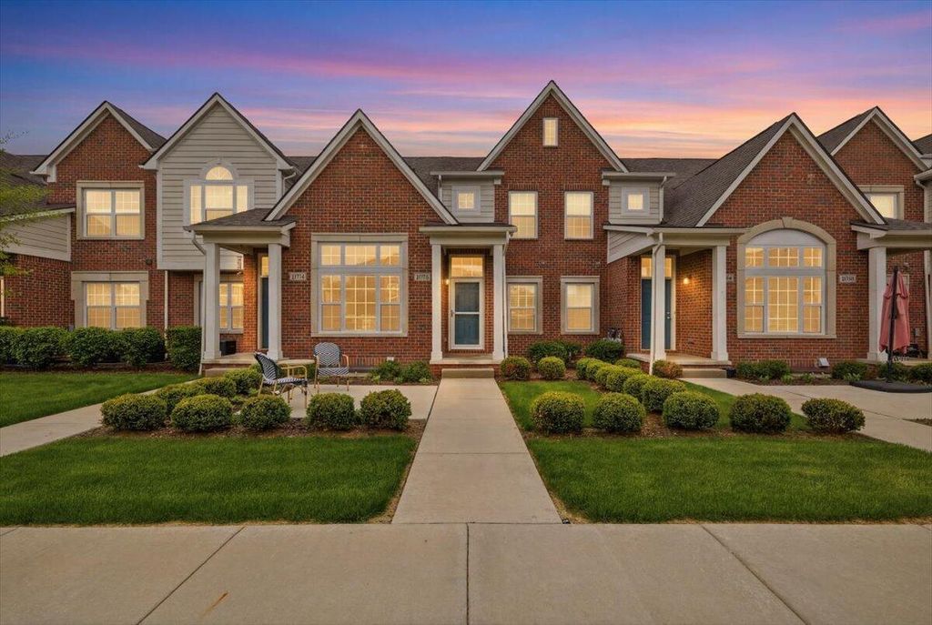 45766 Aragon Lane 85, Canton, MI 48187