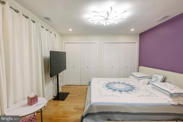 2210 GREENWOOD RD, Allentown, PA 18103