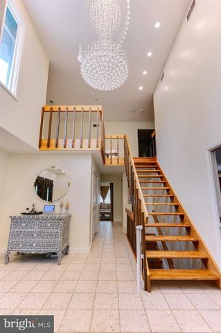 2210 GREENWOOD RD, Allentown, PA 18103