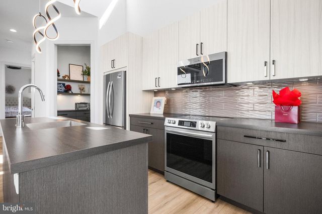 59 CLOVER DR, Myerstown, PA 17067