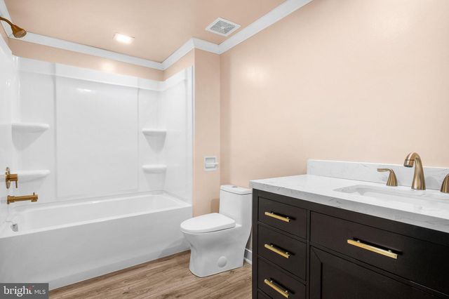 59 CLOVER DR, Myerstown, PA 17067