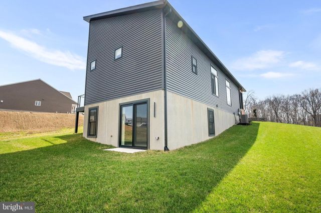 59 CLOVER DR, Myerstown, PA 17067