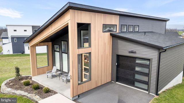 59 CLOVER DR, Myerstown, PA 17067