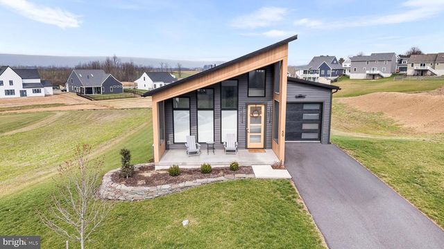 59 CLOVER DR, Myerstown, PA 17067