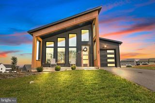 59 CLOVER DR, Myerstown, PA 17067