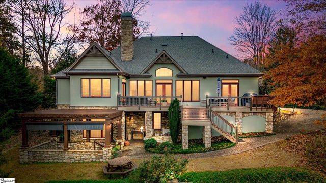 209 Courtside Trail, Travelers Rest, SC 29690