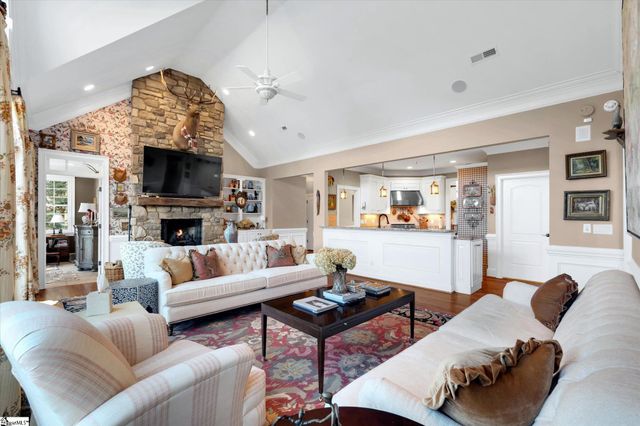 209 Courtside Trail, Travelers Rest, SC 29690