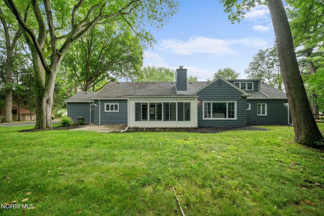 4906 Pine Ridge Road, Toledo, OH 43615