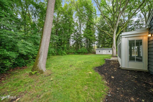 4906 Pine Ridge Road, Toledo, OH 43615