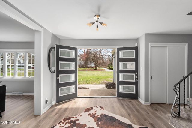 4906 Pine Ridge Road, Toledo, OH 43615