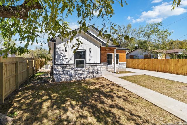 5819 Mayo, San Antonio, TX 78227