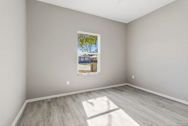 5819 Mayo, San Antonio, TX 78227