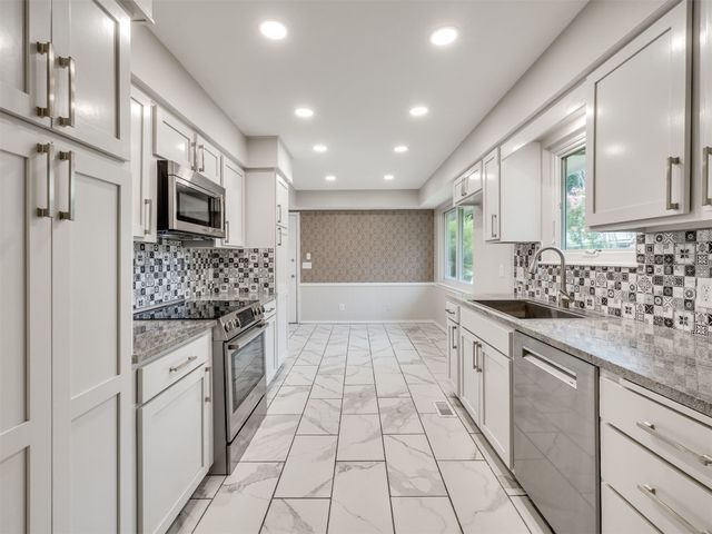 2979 E 77th Place, Tulsa, OK 74136