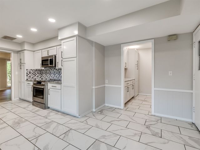 2979 E 77th Place, Tulsa, OK 74136