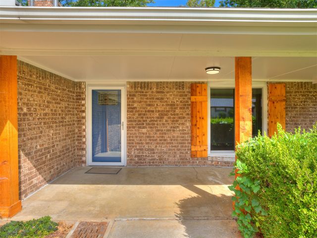 2979 E 77th Place, Tulsa, OK 74136