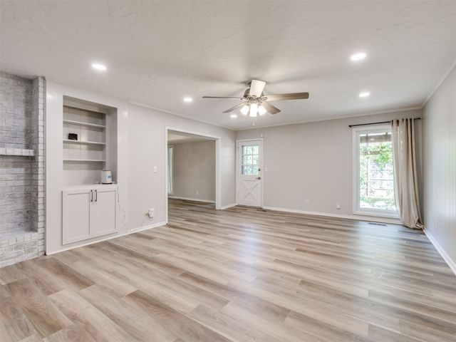 2979 E 77th Place, Tulsa, OK 74136
