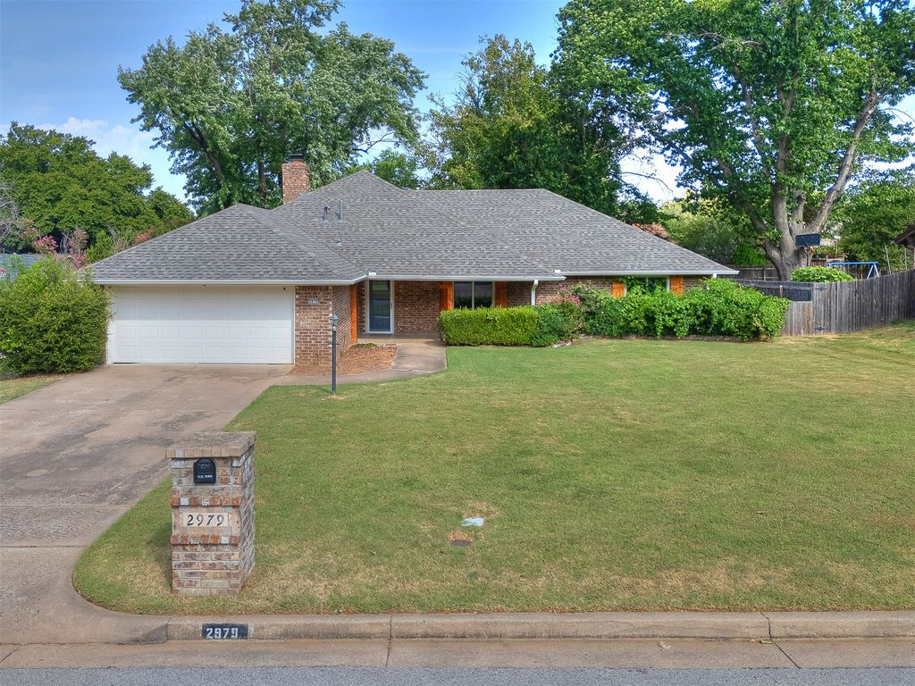 2979 E 77th Place, Tulsa, OK 74136