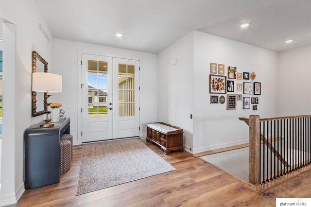11704 S 119th Street, Papillion, NE 68046
