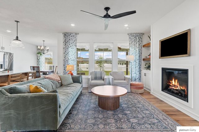 11704 S 119th Street, Papillion, NE 68046