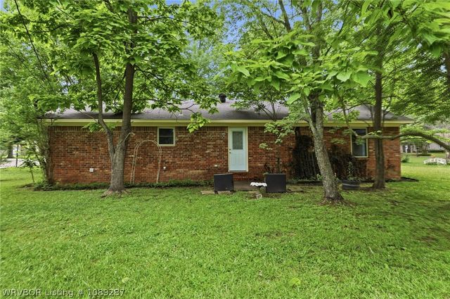 832 N Apple Street, Greenwood, AR 72936