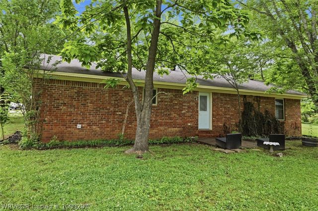 832 N Apple Street, Greenwood, AR 72936