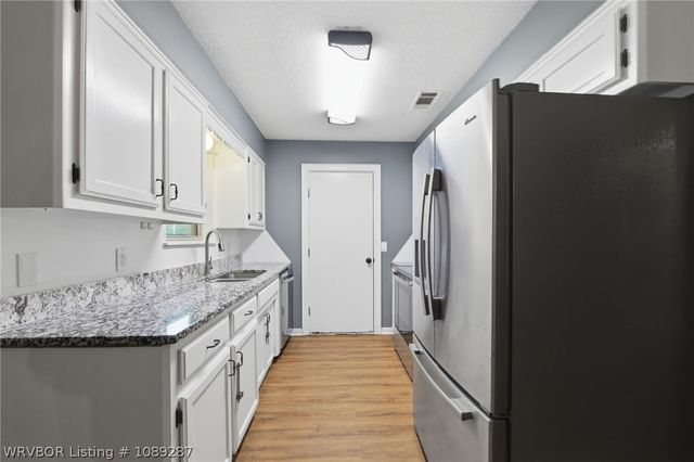 832 N Apple Street, Greenwood, AR 72936
