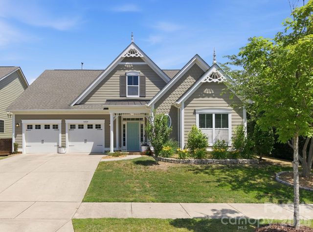 16024 Oxford Glenn Drive, Huntersville, NC 28078
