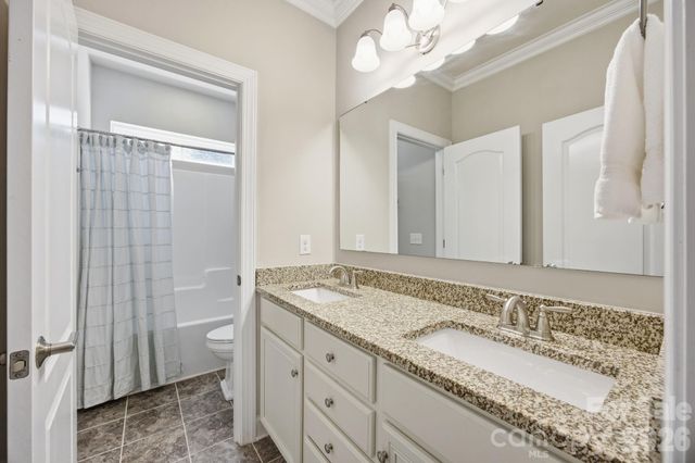 16024 Oxford Glenn Drive, Huntersville, NC 28078
