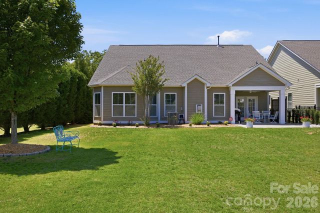 16024 Oxford Glenn Drive, Huntersville, NC 28078