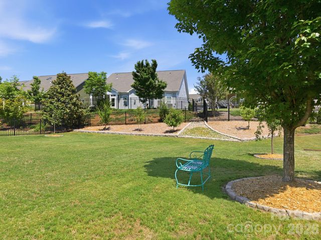 16024 Oxford Glenn Drive, Huntersville, NC 28078