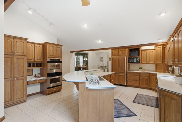 10425 E Q Avenue, Scotts, MI 49088