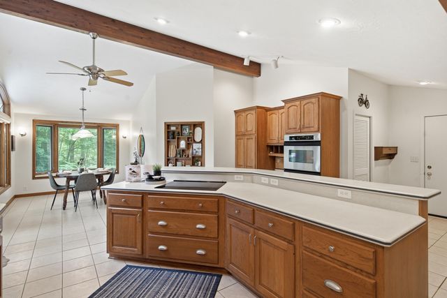 10425 E Q Avenue, Scotts, MI 49088
