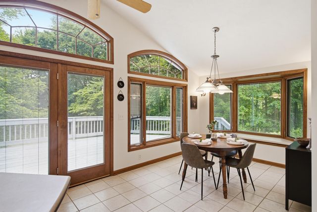 10425 E Q Avenue, Scotts, MI 49088