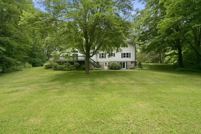 10425 E Q Avenue, Scotts, MI 49088