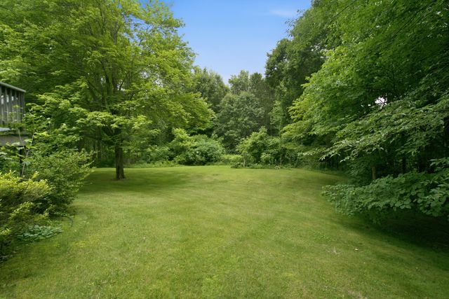10425 E Q Avenue, Scotts, MI 49088