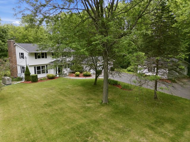 10425 E Q Avenue, Scotts, MI 49088