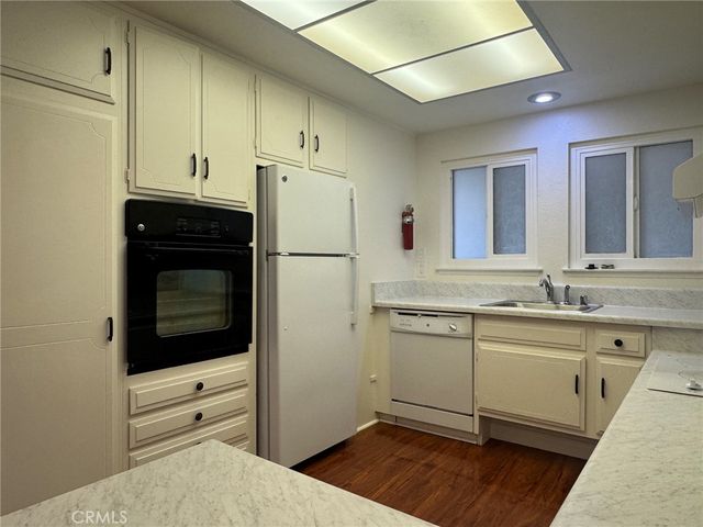 2211 Via Mariposa W A, Laguna Woods, CA 92637