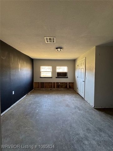 90637 S 4697 Road, Stilwell, OK 74960