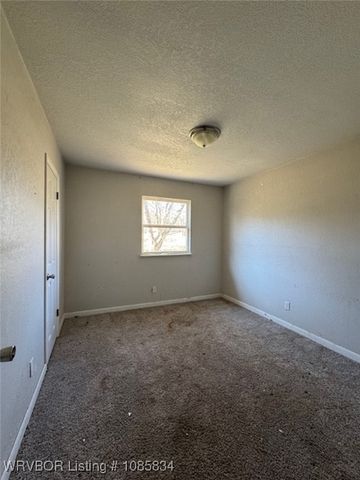 90637 S 4697 Road, Stilwell, OK 74960