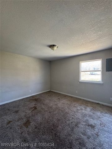 90637 S 4697 Road, Stilwell, OK 74960