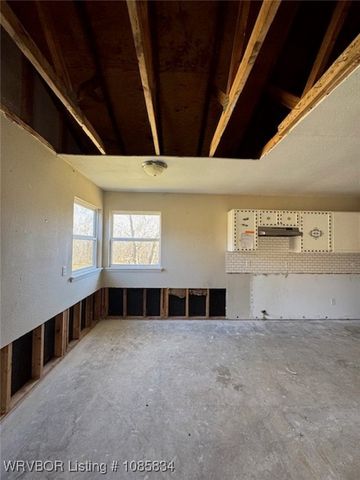 90637 S 4697 Road, Stilwell, OK 74960