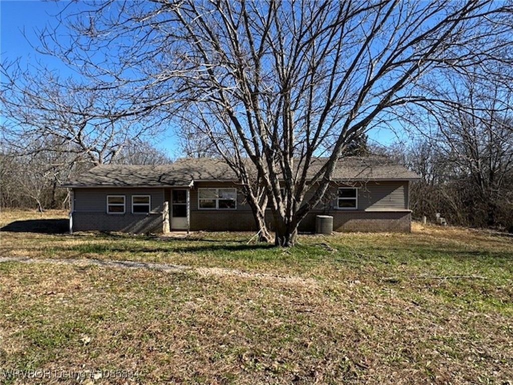 90637 S 4697 Road, Stilwell, OK 74960