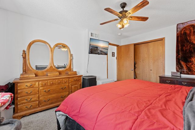 407 8th Street NW, Dodge Center, MN 55927