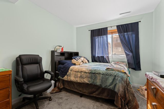 407 8th Street NW, Dodge Center, MN 55927